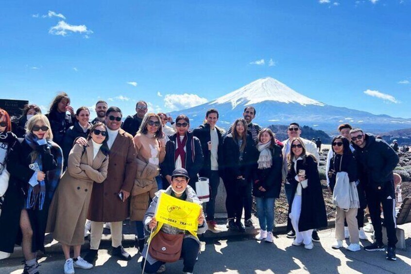 Full Day Tour at Mt. Fuji, Onsen, Lake Kawaguchi and Yamanaka