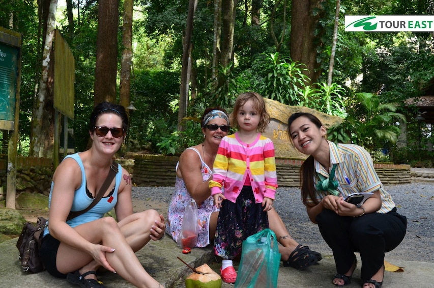 Tour guide with family in Phuket
