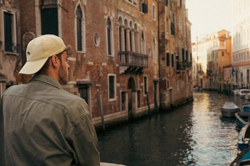 Venice: Your Personal Photographer for Magical Memories