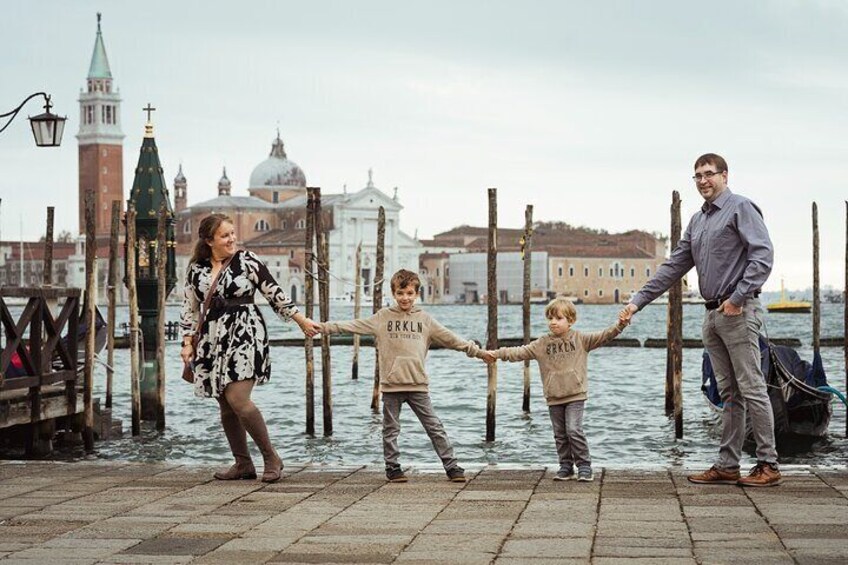 Venice: Your Personal Photographer for Magical Memories