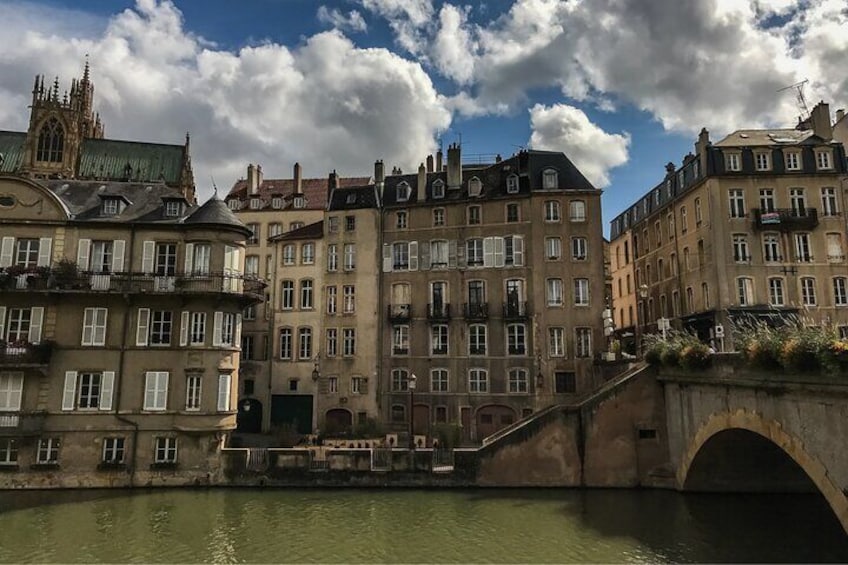 Metz Scavenger Hunt and Highlights Self-Guided Tour