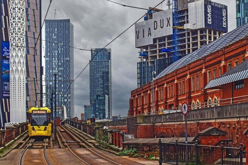 Architectural Manchester Private Tour with a Local Expert