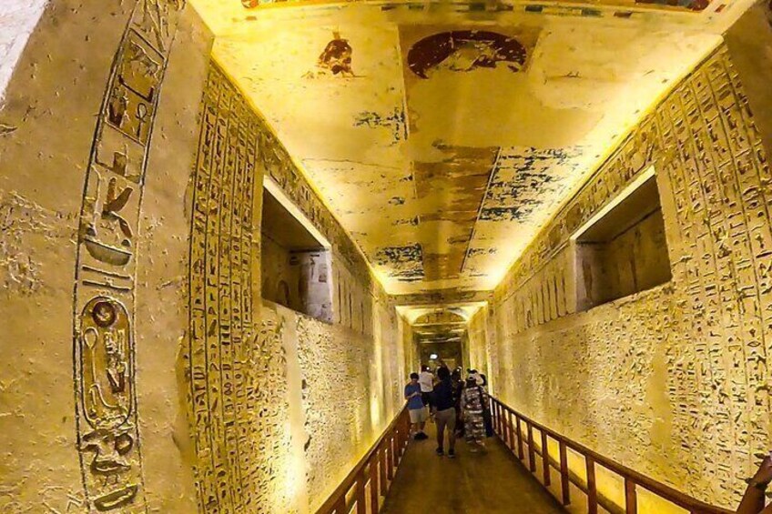 Valley of the Kings Photo by www.tmxreisen.de