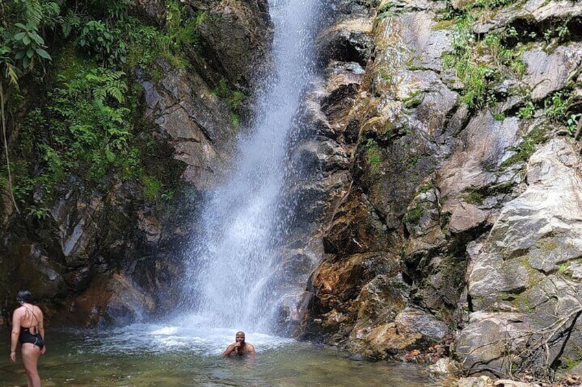 SECRET WATERFALL HIKE TOUR - ULTRA TOURS MEDELIN