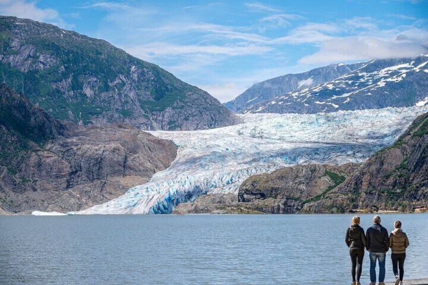 Mendenhall Glacier from the banks of Mendenhall Lake