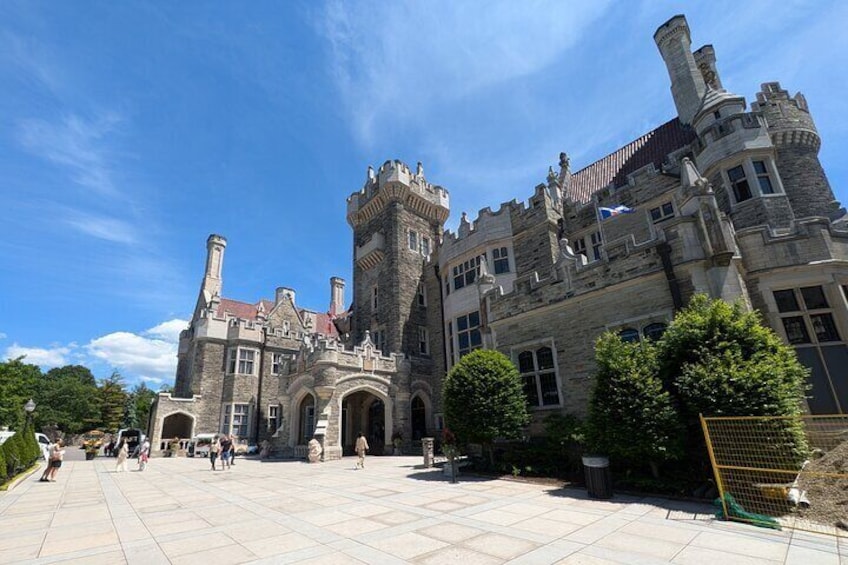 Learn the history behind the spectacular Casa Loma.