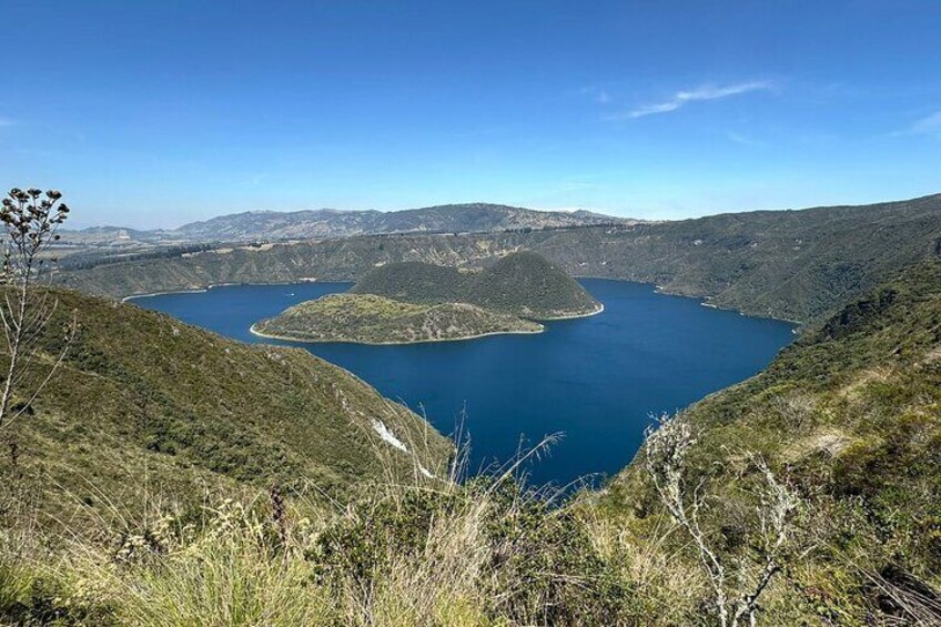 Otavalo Market Tour and Cuicocha Lagoon