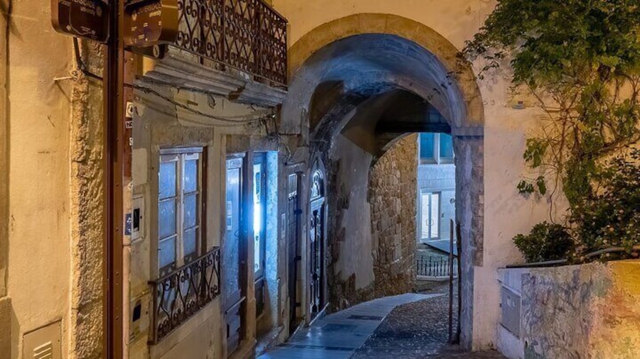 Coimbra Scavenger Hunt and Highlights Self-Guided Tour