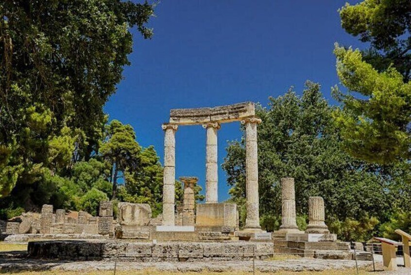 Corinth Canal and Ancient Olympia Private Trip from Athens 