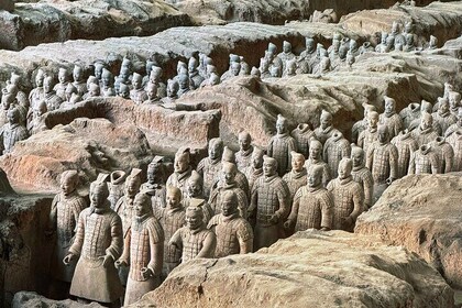 3-Day Ancient Xi'an Tour: Han Dynasty Terracotta Army & City Wall