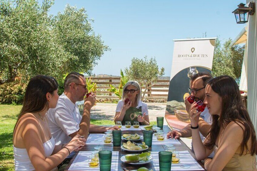 Cretan Olive Oil Tasting Experience by an Expert Taster