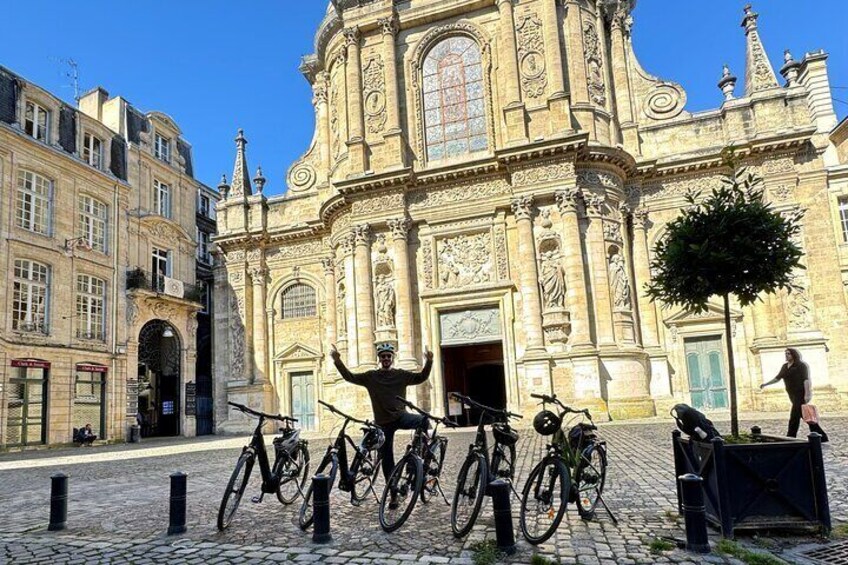 3-Hour E-Bike Immersive Tour of Bordeaux