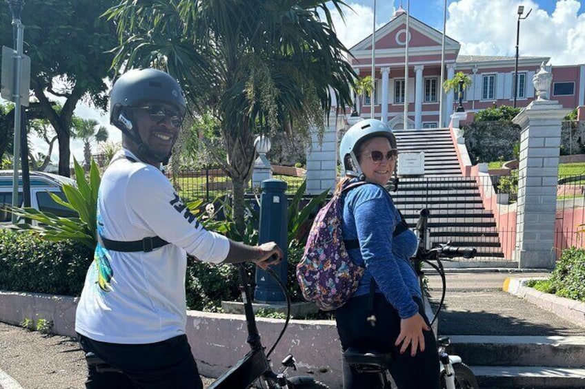 "Explore Nassau: Exclusive Private E-Bike Tour of the City!"