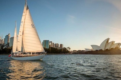 Sydney Harbour: Hands-On Sailing on Classic Yacht