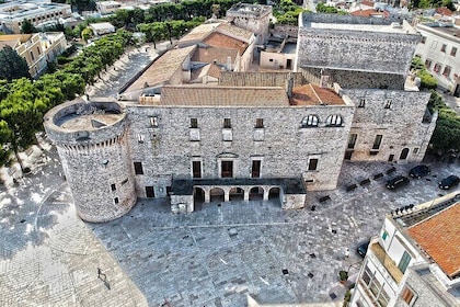 Visit of Conversano with tastings of typical local products