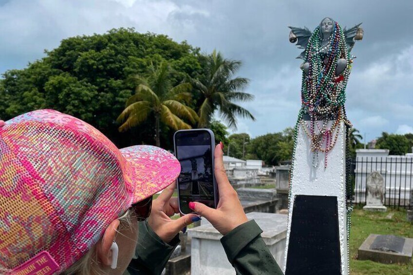 A Self Guided Key West Cemetery Tour