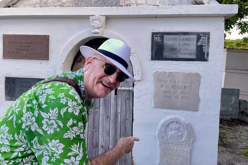 A Self Guided Key West Cemetery Tour