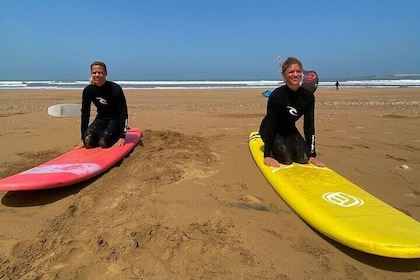 Join our Surfing cours with one of best teacher