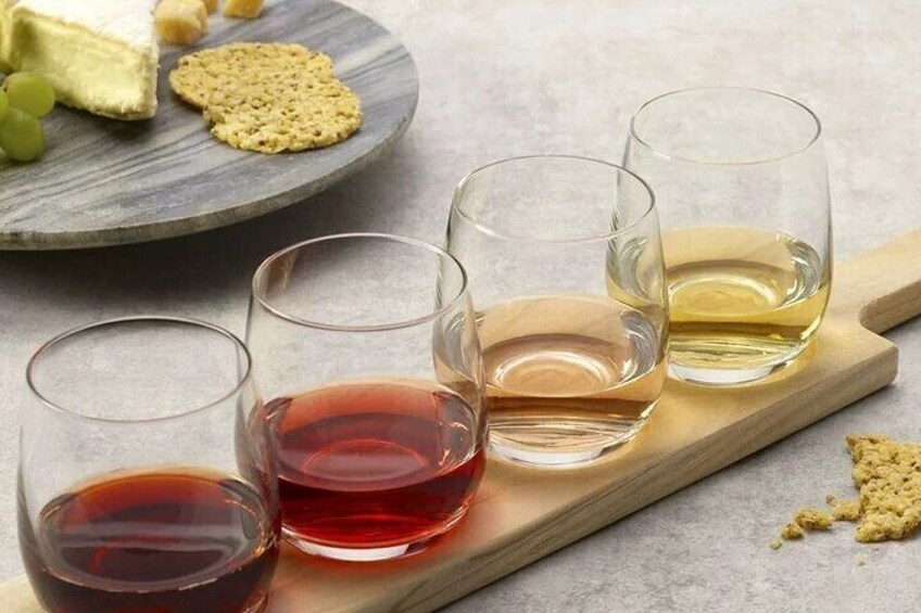 Long Island Wine Tour North Fork Sights, Bites & Flights Full-Day