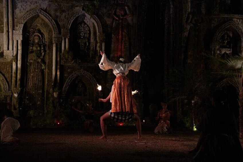 Ubud: Dinner Show at Lost City - Story of Humanity Experience