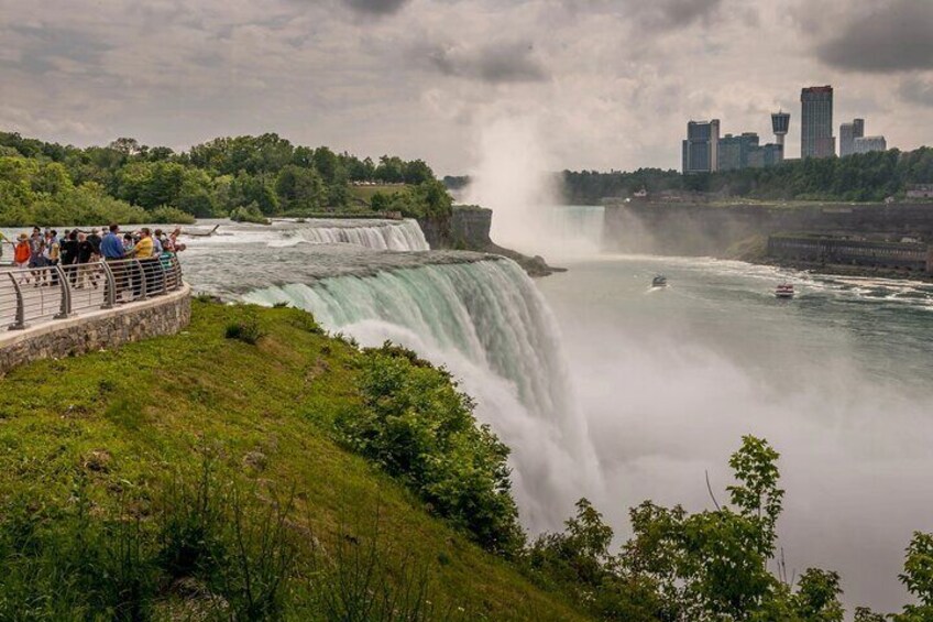 2 Day Niagara Falls Tour from New York