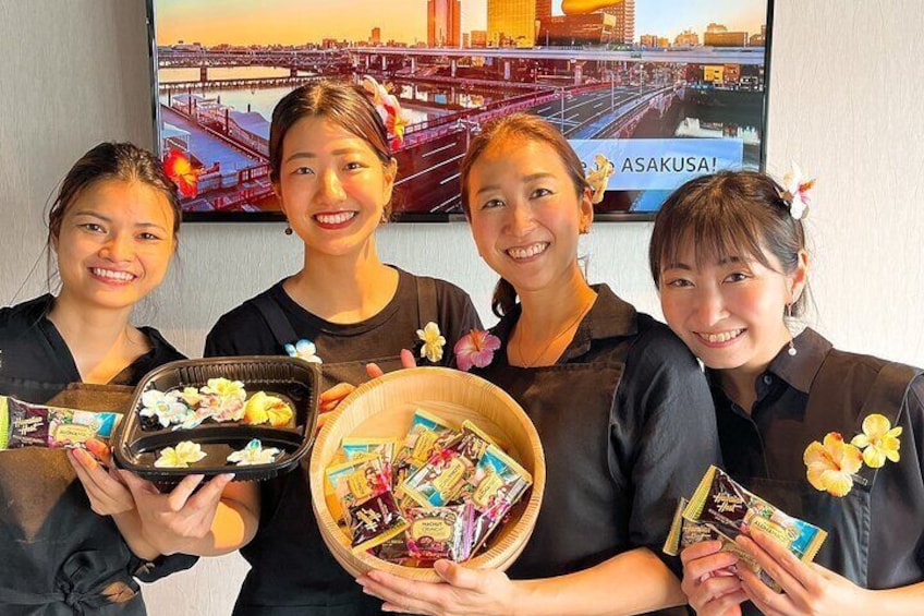 【NEW!】Cooking Class in ASAKUSA! Making Sushi!