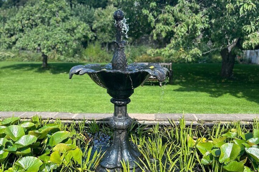 Private Traquair House, Dawyck Gardens and Border Day Tour