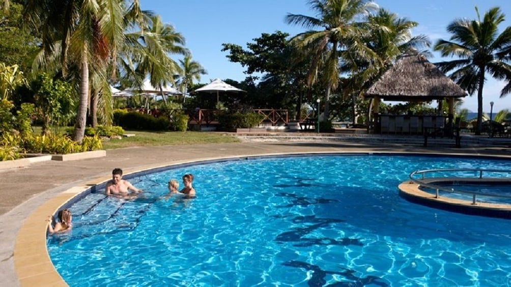 Mana Island Resort Cruise and Resort Access