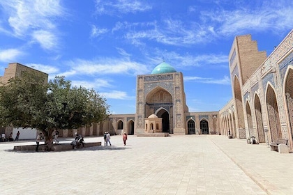 Private Walking Tour in Historical Bukhara