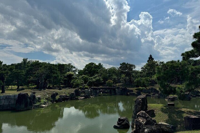 Kyoto: Nijo Castle, Noble Architecture and Gardens Guided Tour