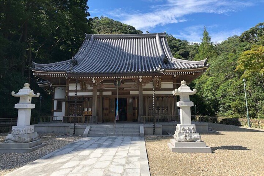 Half-Day Osaka Private Hiking Tour in Minoh