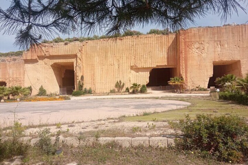 CAVES IN TUNNELS - Entrance to the underground route