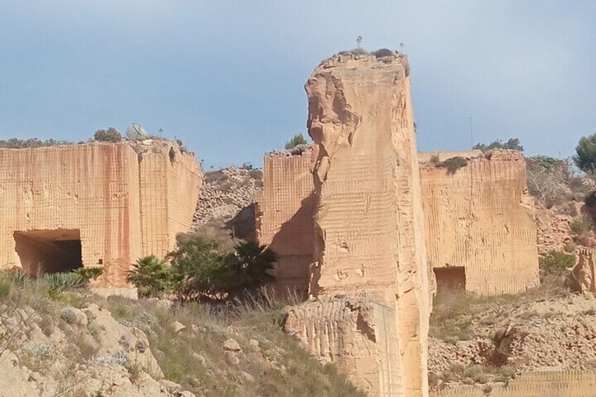 CITY EXCAVATED AT - 30 METERS below the countryside plan.