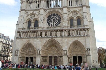 Paris Walking Tour Notre Dame & Ile de la Cité With A Guide