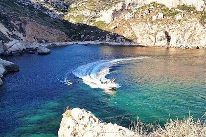 Boat Tour with Snorkeling in the Caves from Cagliari