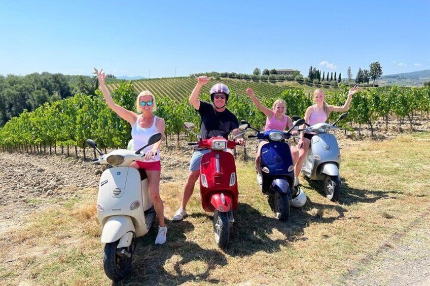 Afternoon Tuscany Vespa Tour from Florence with Wine Tasting