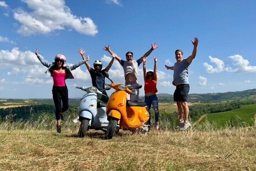 Afternoon Tuscany Vespa Tour from Florence with Wine Tasting