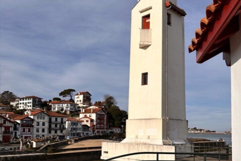 Saint Jean de Luz Scavenger Hunt and Sights Self-Guided Tour