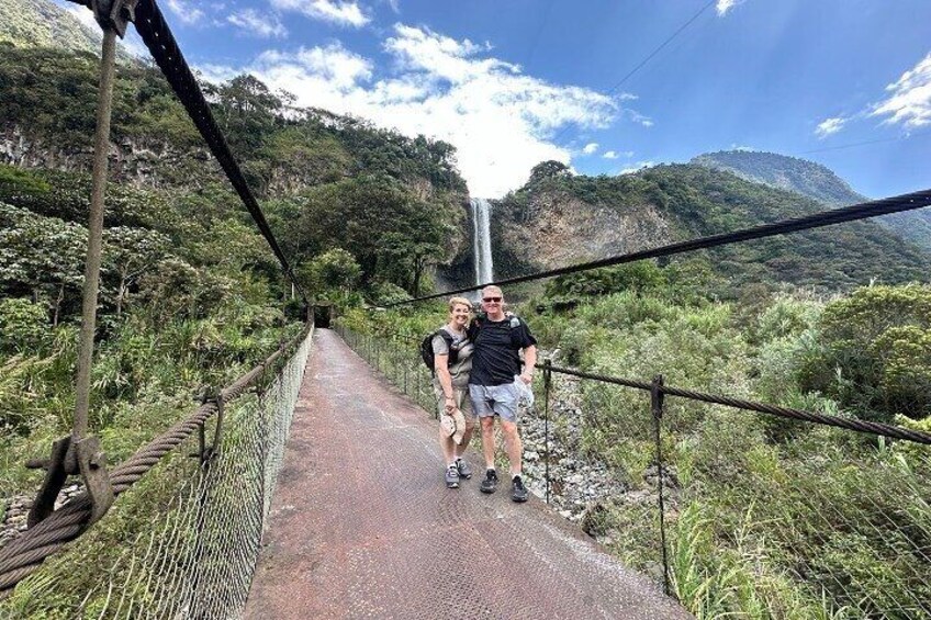 Baños Adventure and Scenic Waterfalls Day Tour from Quito
