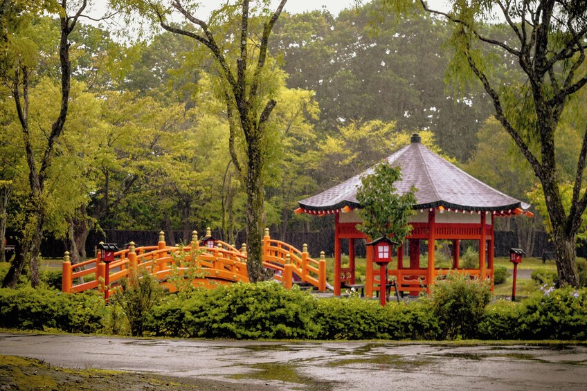 Noboribetsu and Lake Toya: A Day of Relaxation and Scenic Splendor