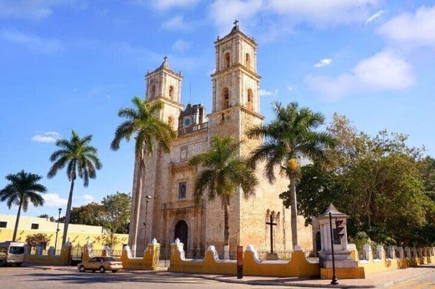 Day Tour : Ek Balam, Cenote, and Valladolid City Tour