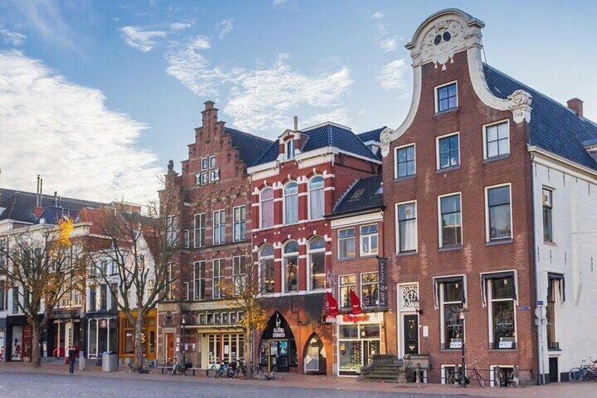 Enjoy local cuisine at the Vis Markt restaurants in Groningen