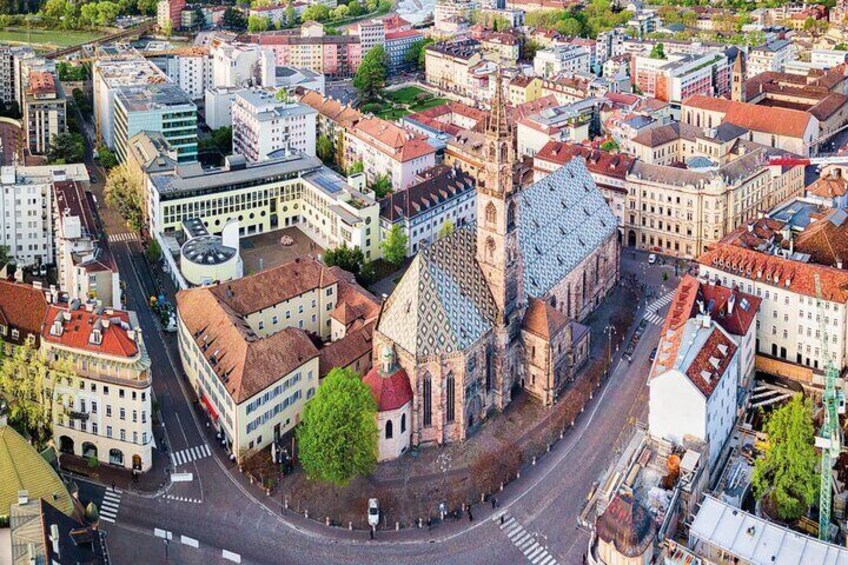 Bolzano Walking Tour with Audio and Written Guide by a Local