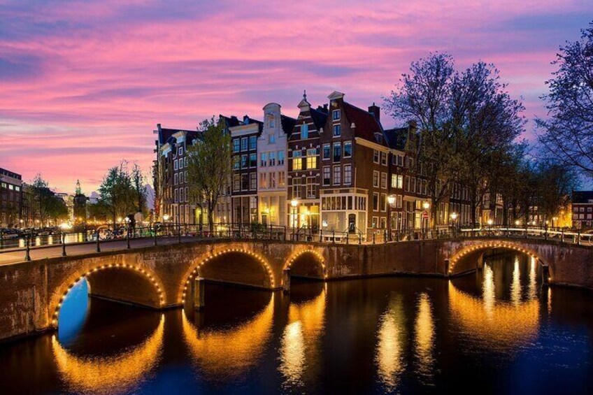 4 Hours Amsterdam Private Guided Tour with Roundtrip Transfer