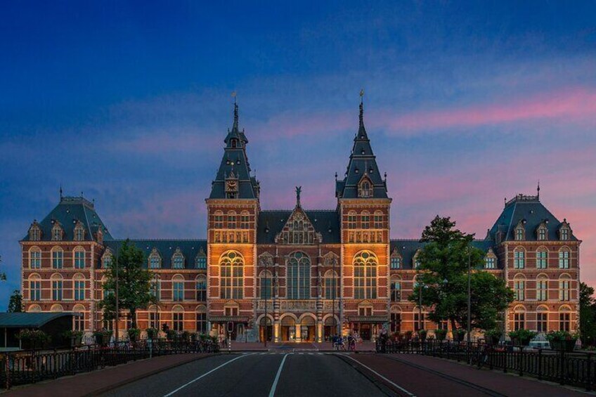 4 Hours Amsterdam Private Guided Tour with Roundtrip Transfer