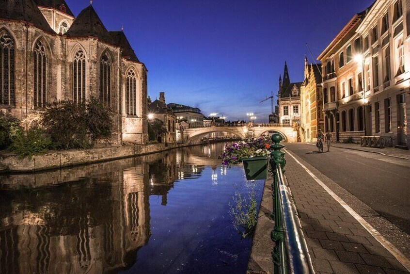 2 Hour Private Historical Walking Tour to Discover Ghent