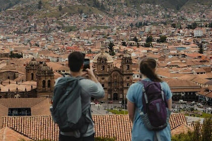 Cusco: Free Cultural Walking Tour with Local Drink Tastings