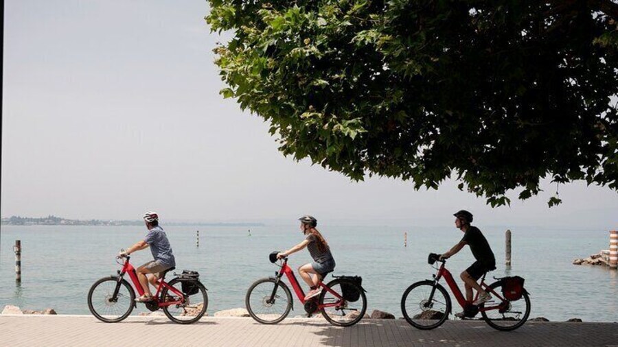Full Day Self-Guided Lake Garda E-bike Tour from Verona