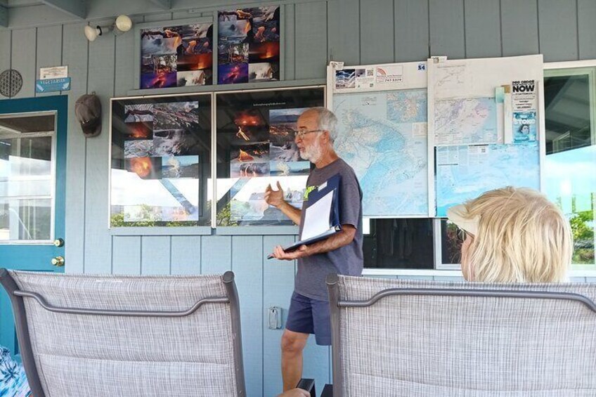 Gary the photographer explains the Hawaii Volcano activities and shows you pictures. 