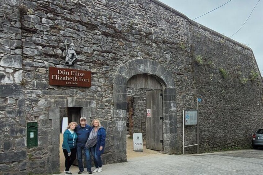 Private Taxi Tour of Blarney Castle ,Cork City and Kinsale .